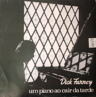 Dick Farney – Um Piano Ao Cair da Tarde (1974)